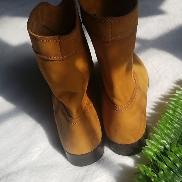 FRYE Leather Short Western Boots - Picture 4 of 16
